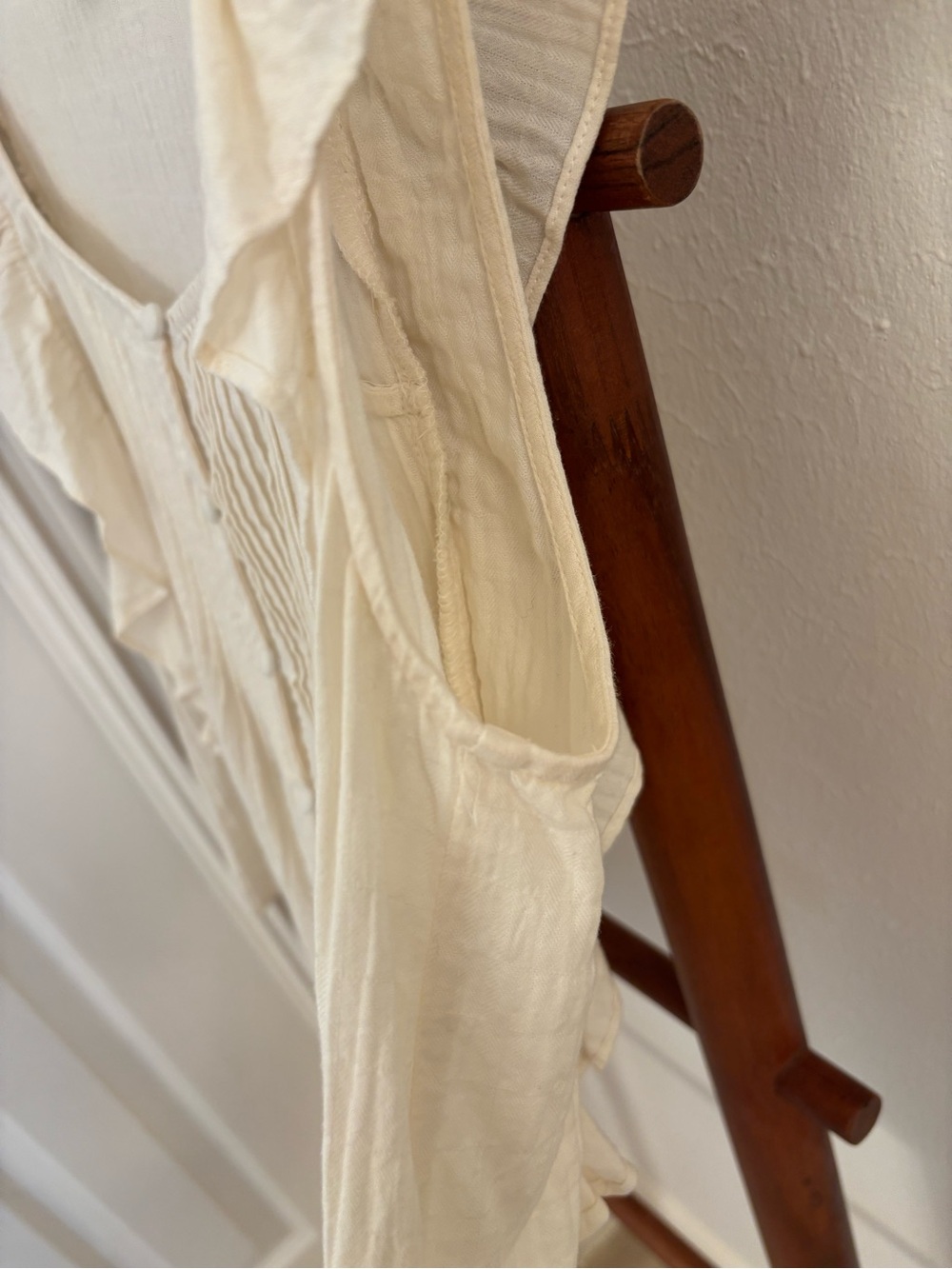 Express Cream Ruffle Front Button Tank Top - Picture 7 of 9